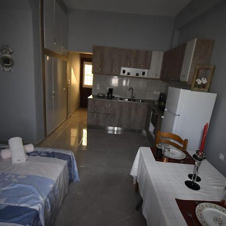 Moshovia Studio Κάρπαθος Στο Κέντρο Και Ήσυχα Cárpatos Exterior foto